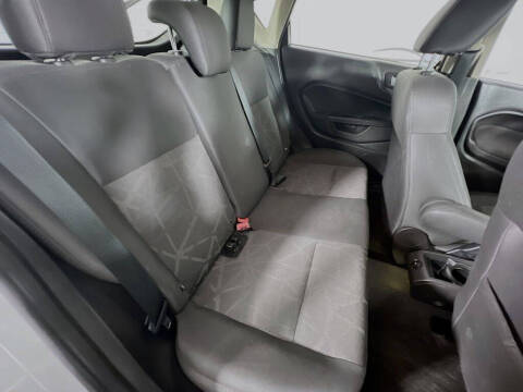 2012 Ford Fiesta SES