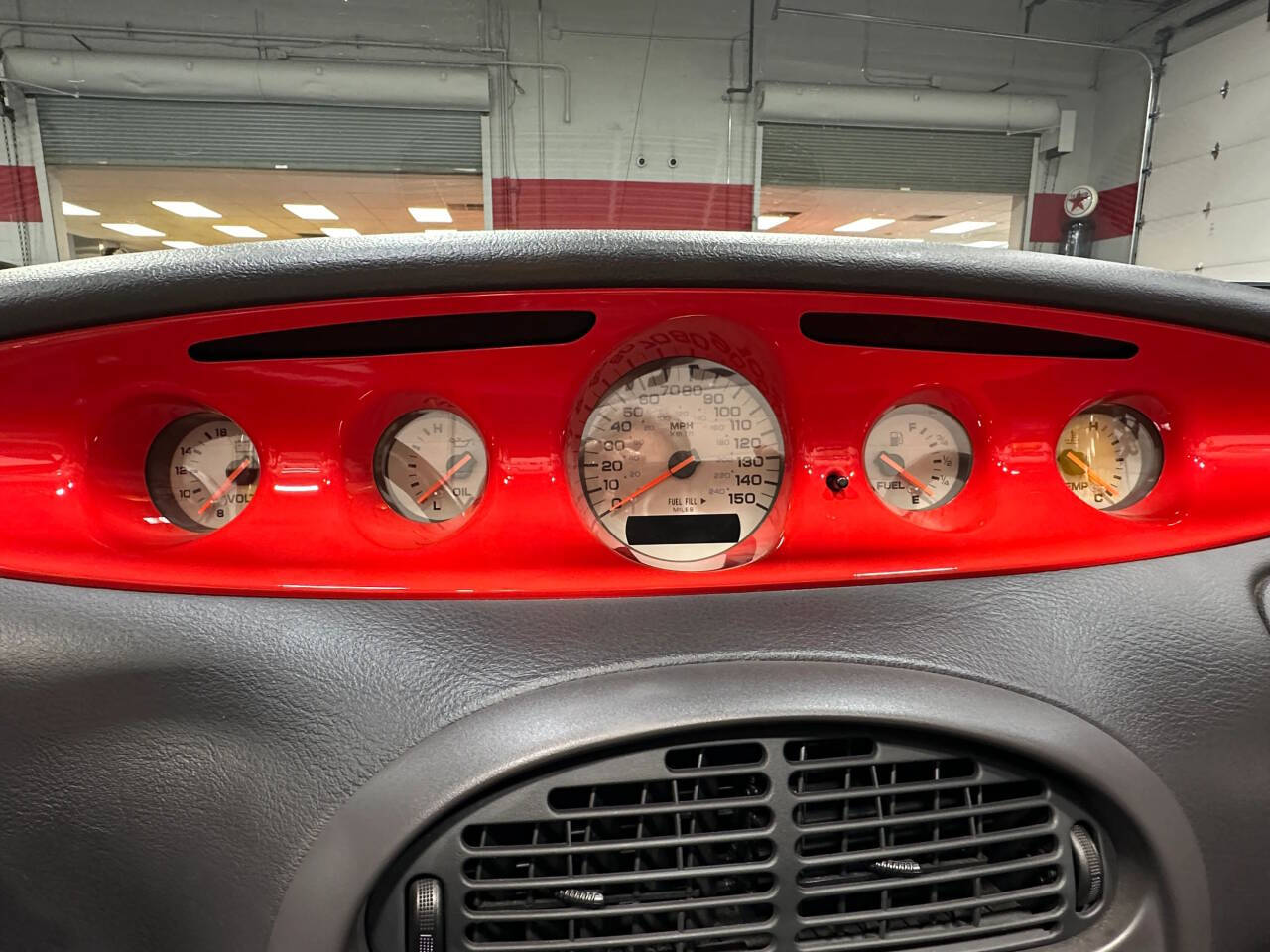 1999 Plymouth Prowler 26