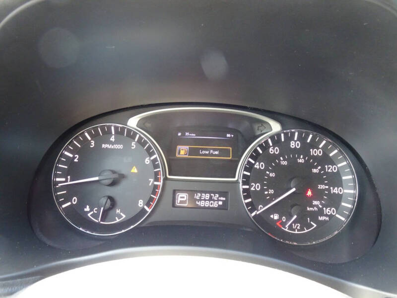 2014 Nissan Pathfinder S