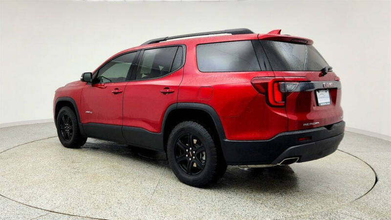 2023 GMC Acadia AT4