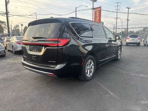 2022 Chrysler Pacifica Limited