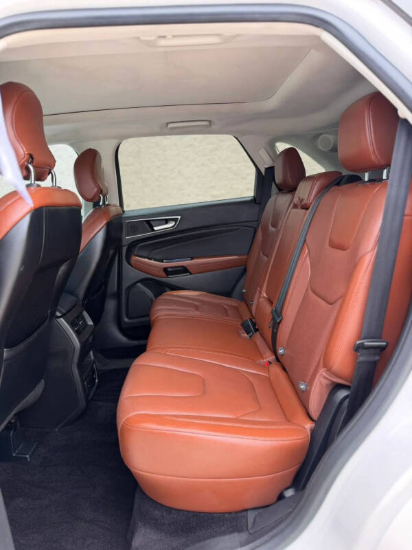2015 Ford Edge Titanium - Photo 26