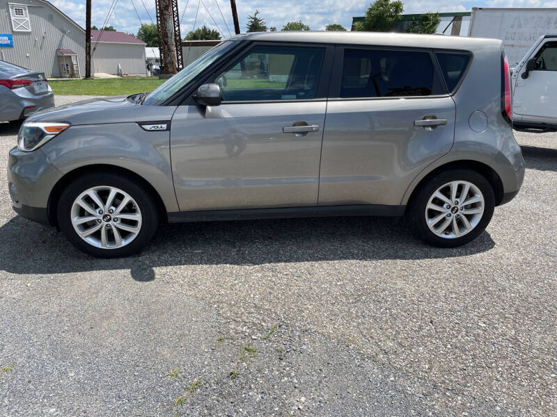 2019 Kia Soul for sale at Apple Auto Repair Inc / Christiana Auto Sales in Christiana PA