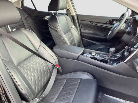2023 Nissan Maxima 3.5 Platinum