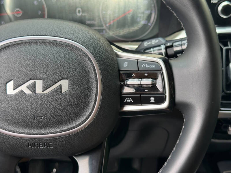 2022 Kia Sorento SX