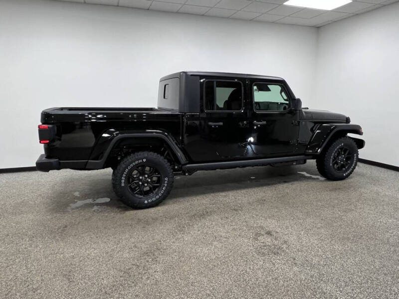 2026 Jeep Gladiator Willys