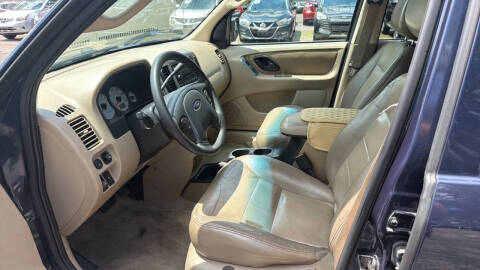 2004 Ford Escape Limited