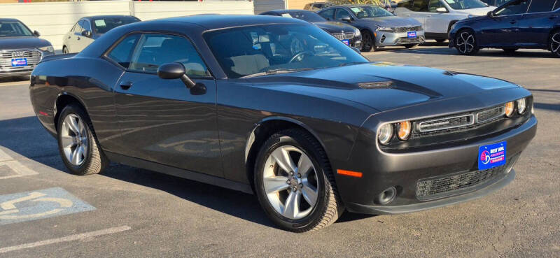 2023 Dodge Challenger SXT