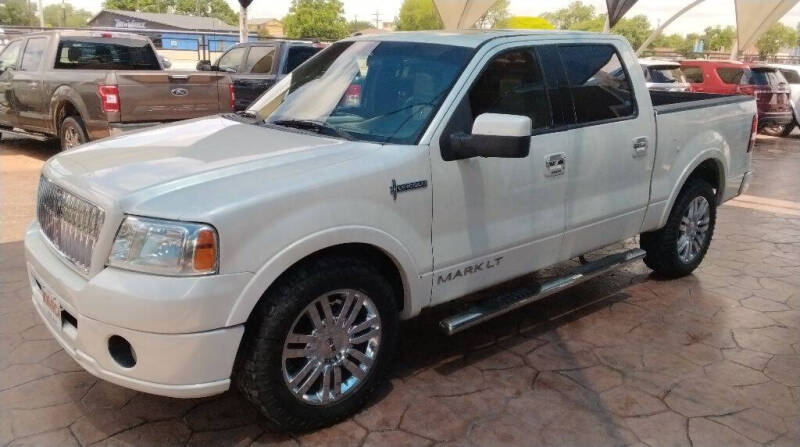 2008 Lincoln Mark LT