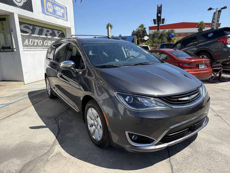 2018 Chrysler Pacifica Hybrid Limited