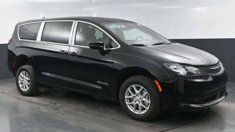 2025 Chrysler Voyager LX