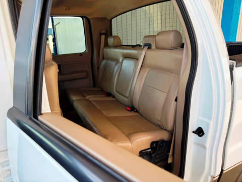 2005 Ford F-150 Lariat