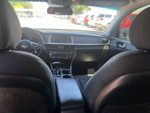2020 Kia Optima LX