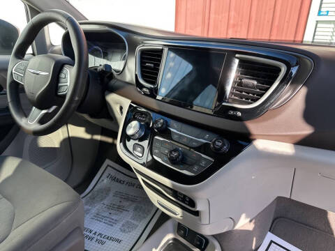 2017 Chrysler Pacifica Touring
