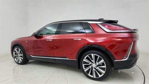 2025 Cadillac LYRIQ Luxury 3