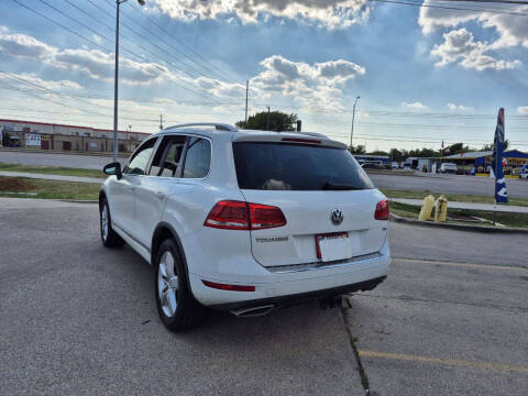 2014 Volkswagen Touareg TDI Lux