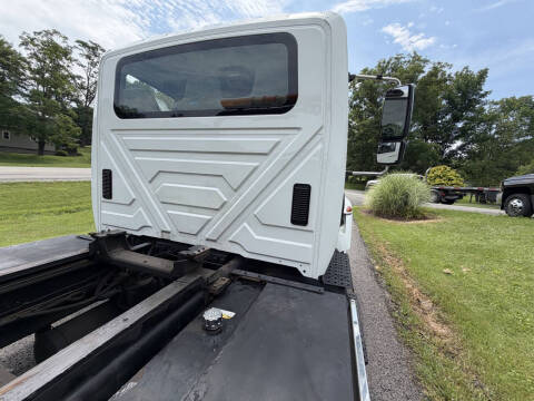 2006 International 4300 Rollback