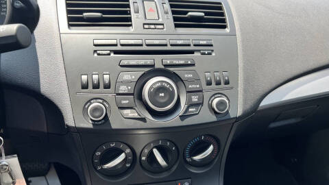 2012 Mazda MAZDA3 i Touring