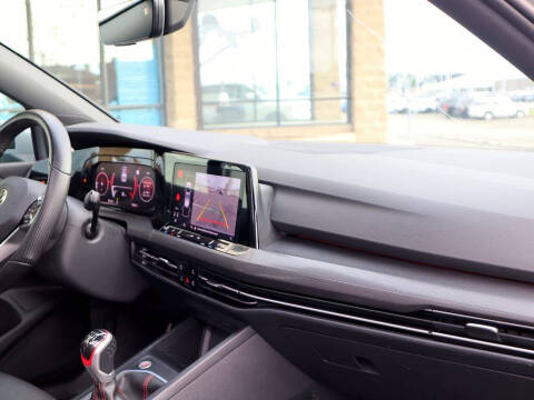 2022 Volkswagen Golf GTI SE