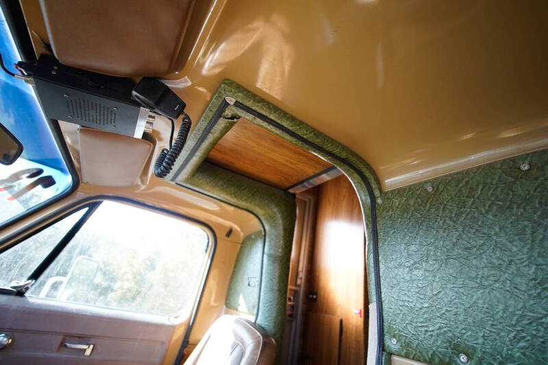 1973 Chevrolet C30 Camper Special
