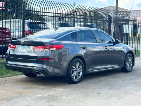 2019 Kia Optima LX