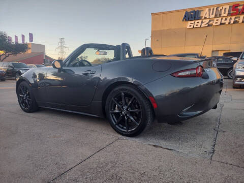 2016 Mazda MX-5 Miata Club