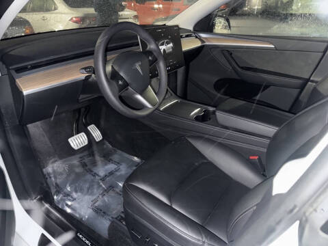 2024 Tesla Model Y Performance