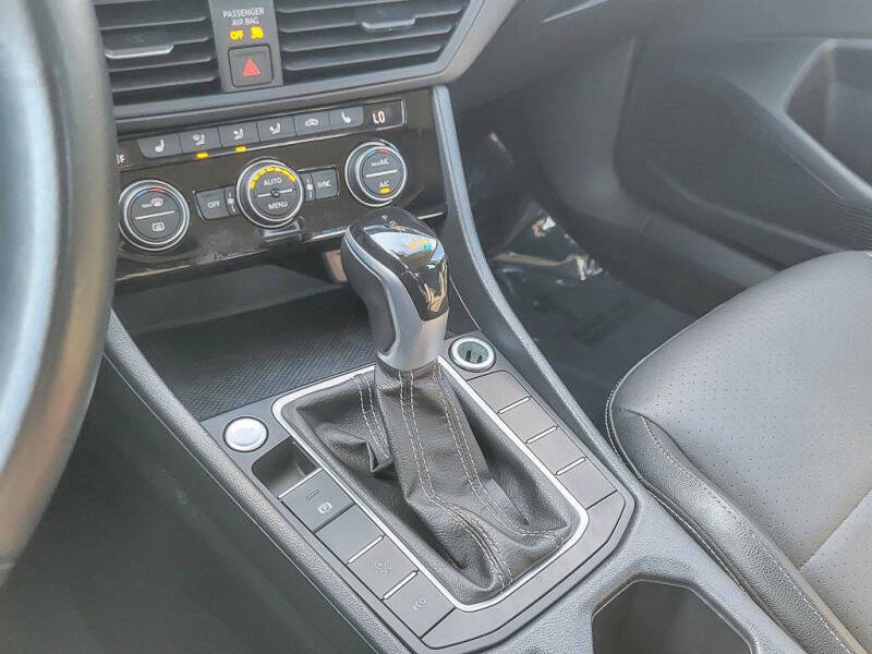 2024 Volkswagen Jetta SE