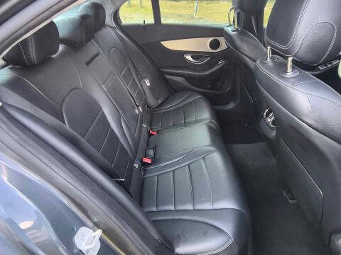 2015 Mercedes-Benz 300-Class