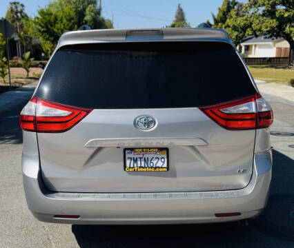 2015 Toyota Sienna LE Mobility 7-Passenger
