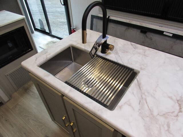 2024 Forest River T322 VIEW