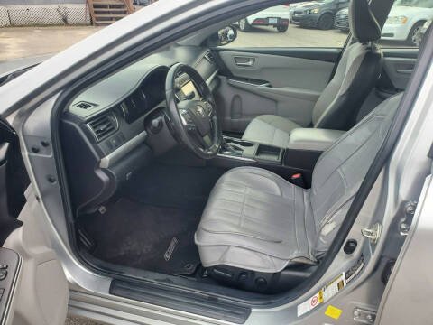 2015 Toyota Camry SE