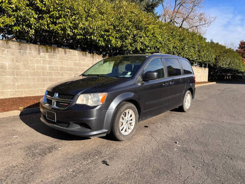 2014 Dodge Grand Caravan for sale at 82nd AutoMall in Portland OR