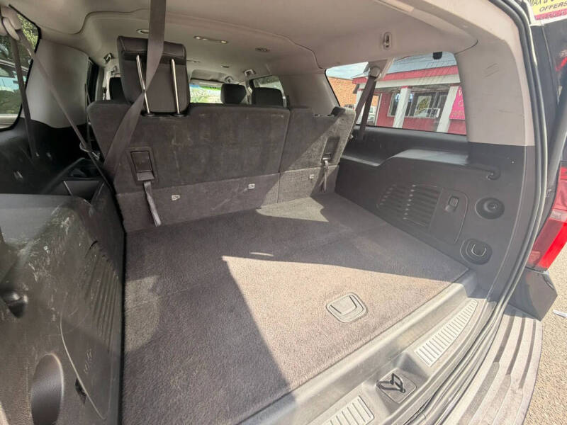 2017 Chevrolet Suburban LT