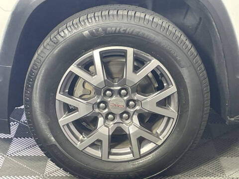 2020 GMC Acadia SLT