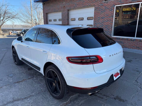 2015 Porsche Macan S