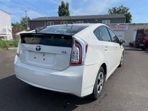 2012 Toyota Prius One