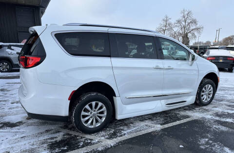 2019 Chrysler Pacifica Touring L