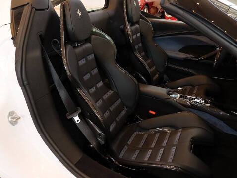 2025 Ferrari 296 GTS