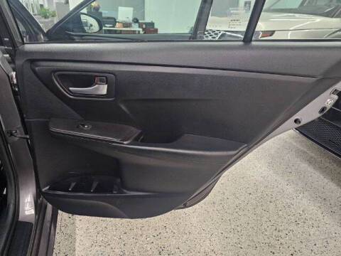 2016 Toyota Camry SE