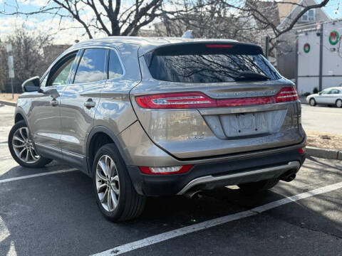 2017 Lincoln MKC Select