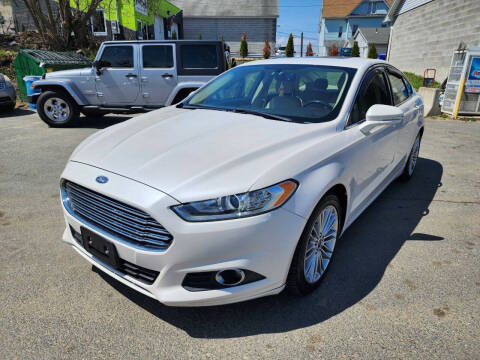 2014 Ford Fusion SE