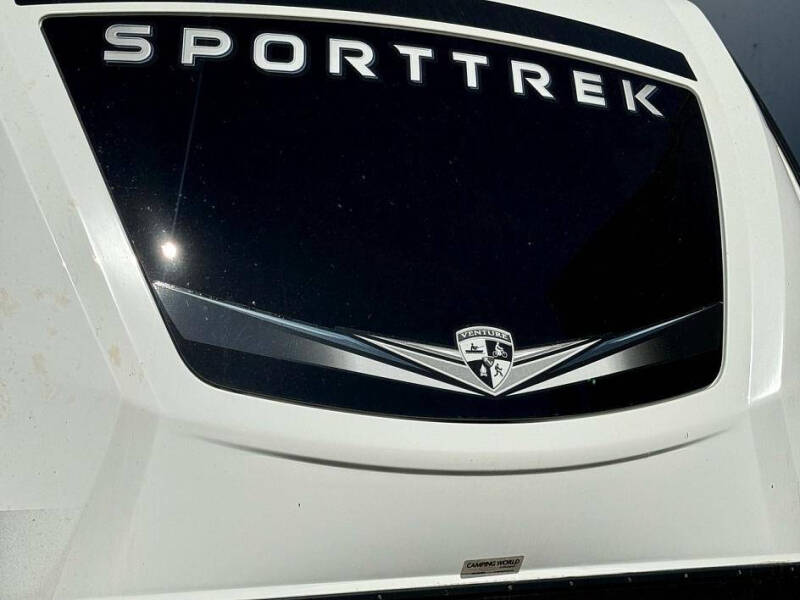 2021 Venture RV Sport Trek
