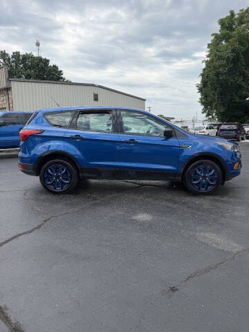 2019 Ford Escape S