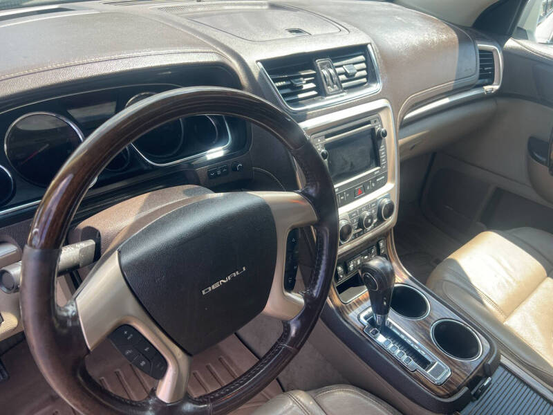 2016 GMC Acadia Denali