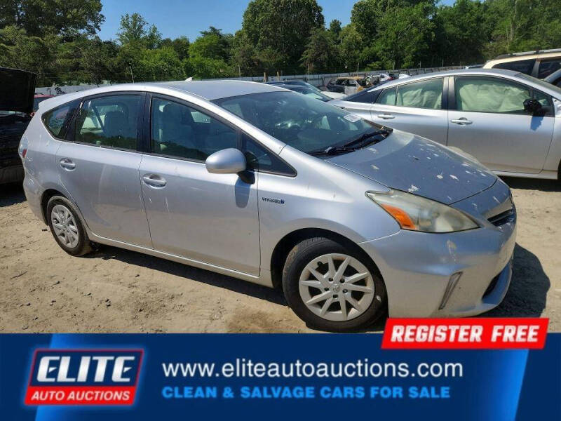2012 Toyota Prius v Two