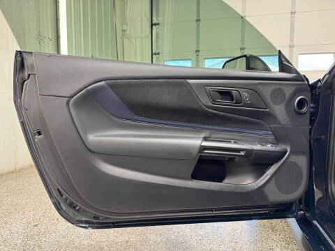2025 Ford Mustang Dark Horse