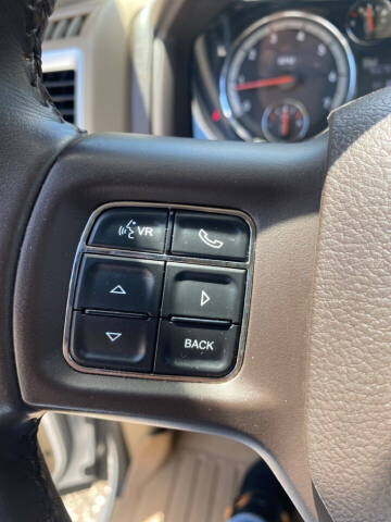 2012 RAM 1500 SLT