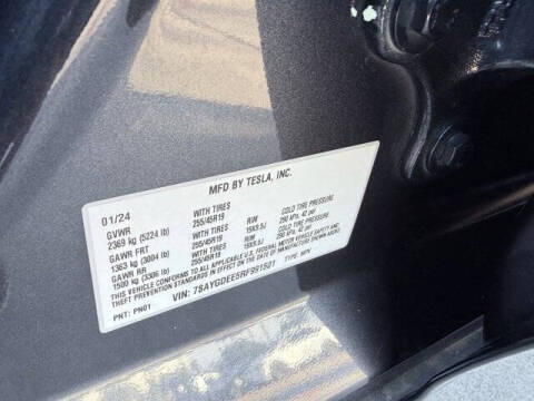 2024 Tesla Model Y Long Range