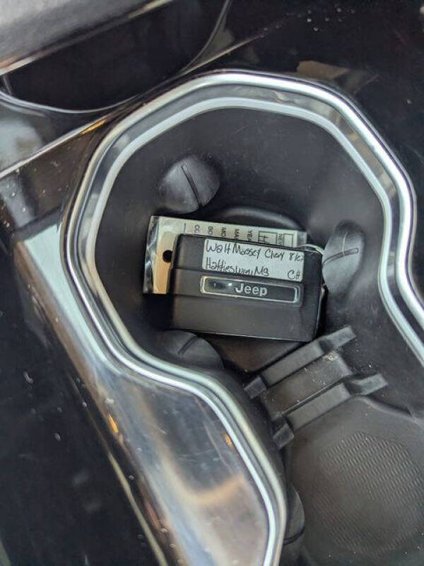 2023 Jeep Grand Cherokee L Laredo